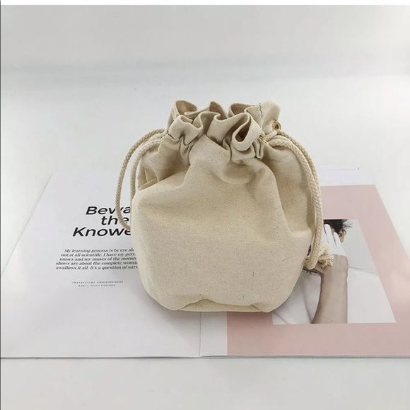 Chic Fashion Beach Clear Transparent twist knot - Picture 3 of 7